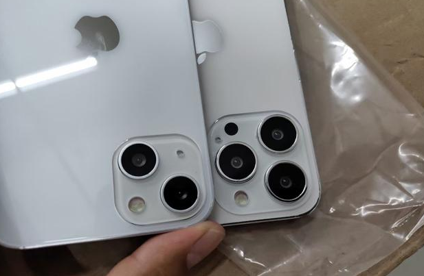 安源苹果手机维修分享iPhone 13‌机模长什么样 