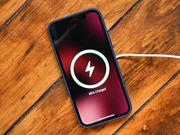 安源苹果手机维修分享iPhone 12可以随便充电吗 